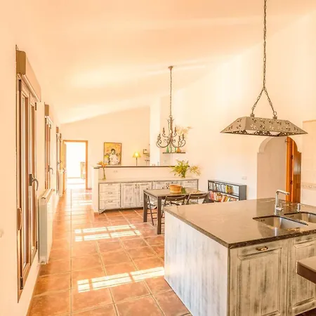 Cortijo Cantares By Rosas Cantares * Malaga