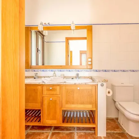 Holiday home Cortijo Cantares By Rosas Cantares Malaga